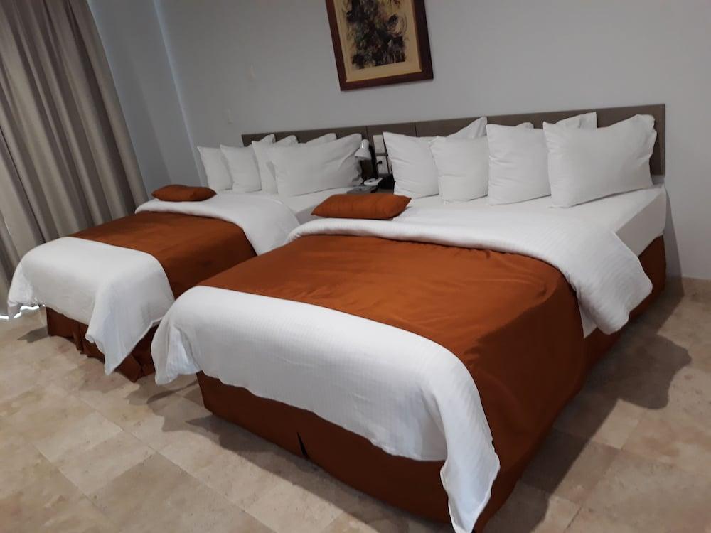 Memora Hotel & Villas Chapala Exterior photo